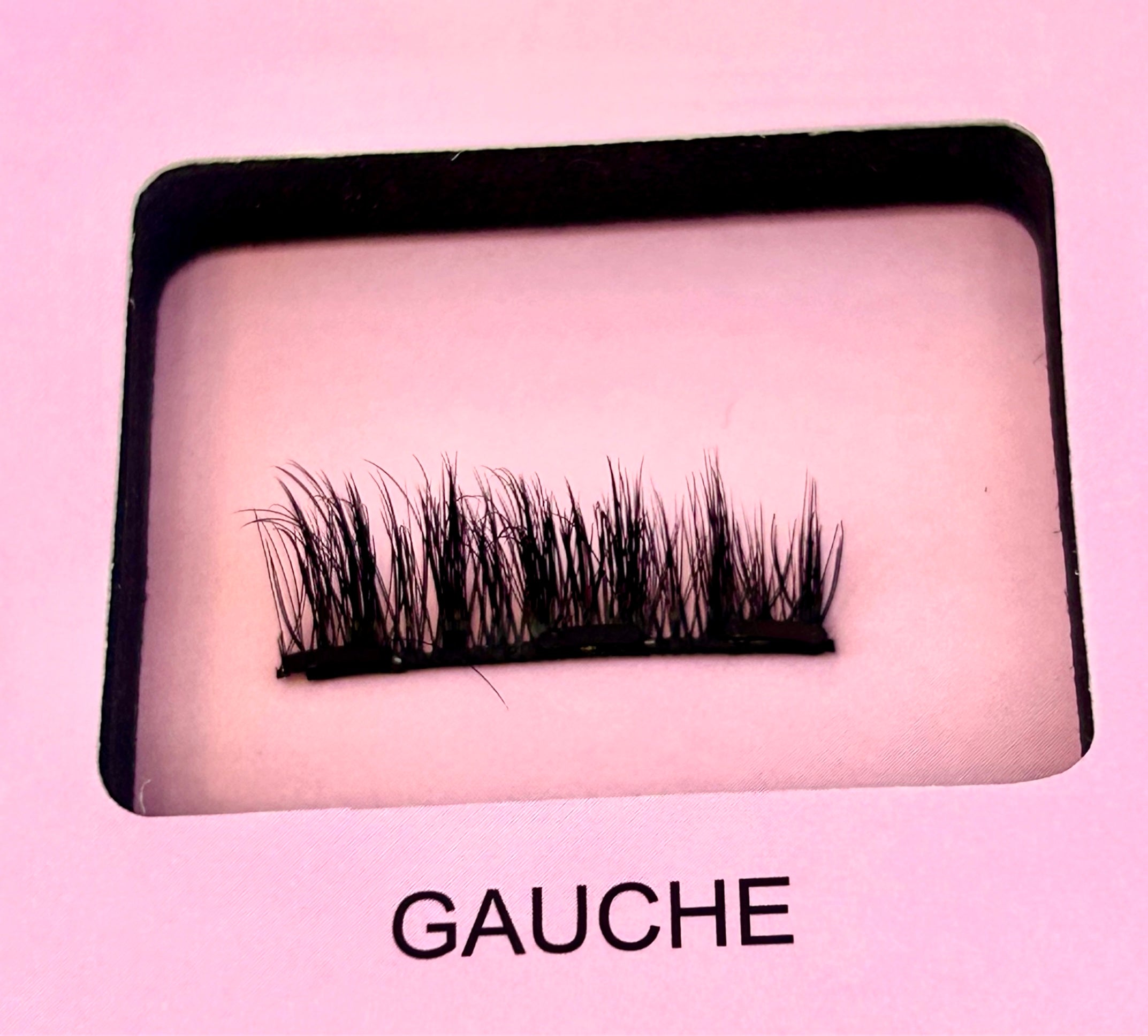 Envoûtante Naiya Paris